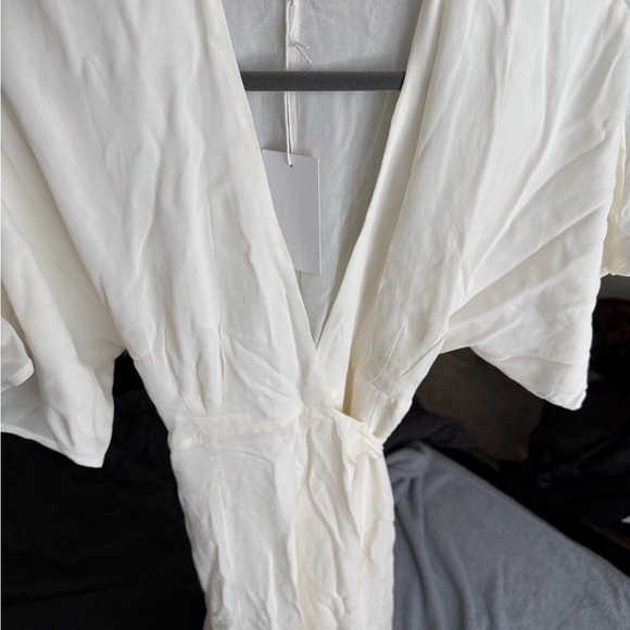 Reformation Winslow Ivory Wrap Dress - Picture 2 of 6